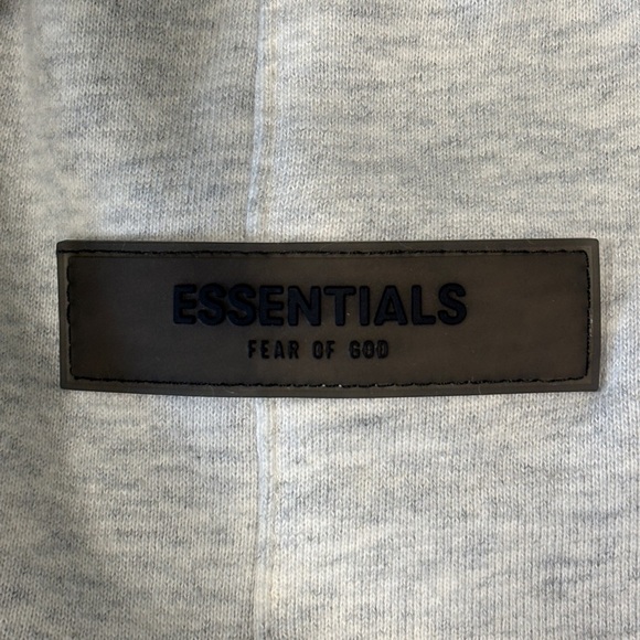 ESSENTIALS FEAR OF GOD CUFFED SWEATPANTS SIZE X- SMALL XS - Picture 3 of 11